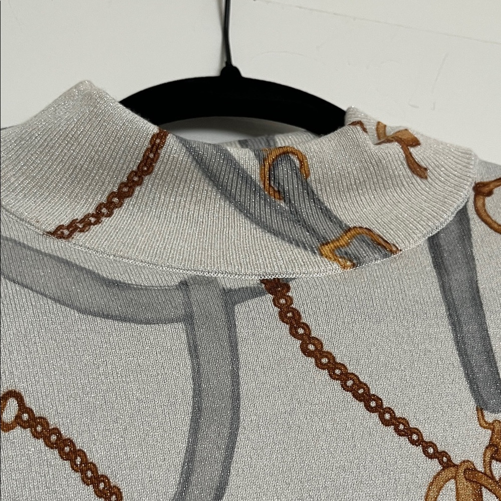 Chico's Cream Sweater with Gray and Gold Chain Print - Picture 4 of 5
